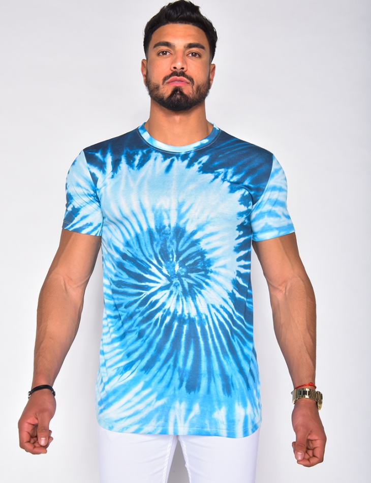 T-shirt tie and dye