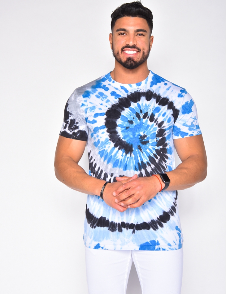 T-shirt tie and dye