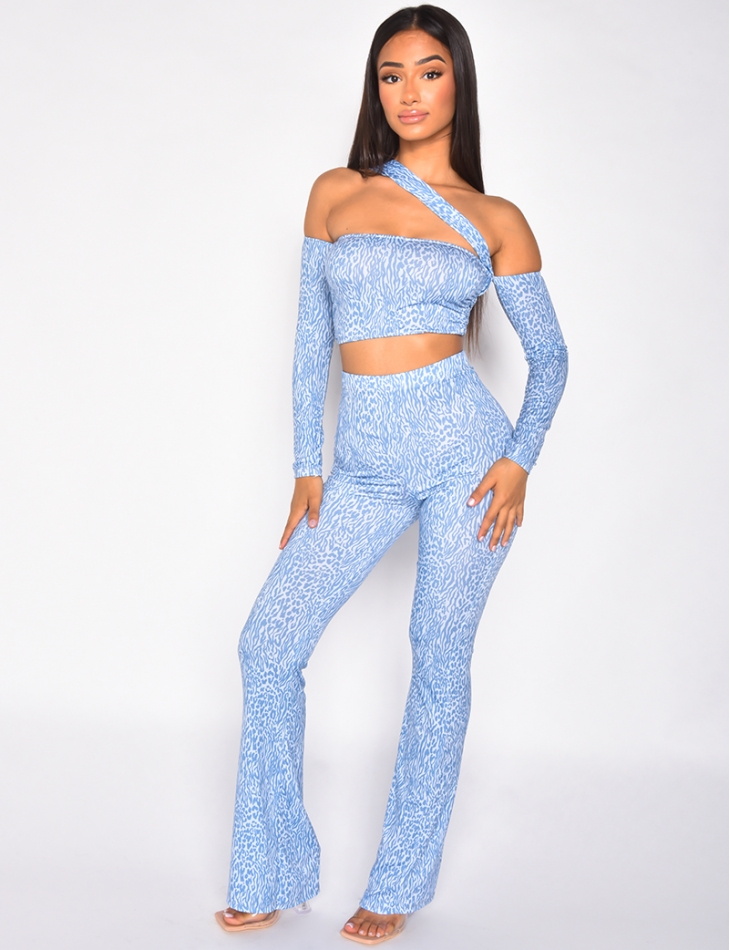 Patterned crop top and loose fit trousers co ord