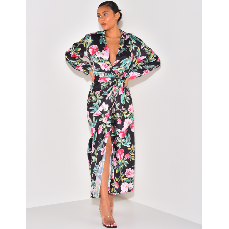 Robe longue fluide avec des fleurs