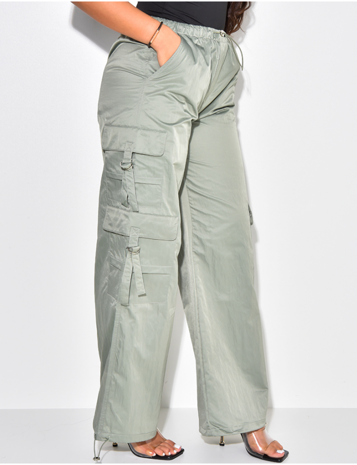 Pantalon parachute coupe droite à poches cargo