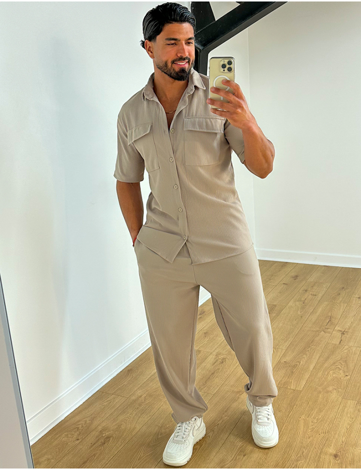 Ensemble pantalon et chemise côtelé