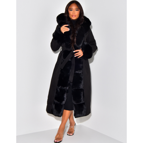   Long hooded coat with fur