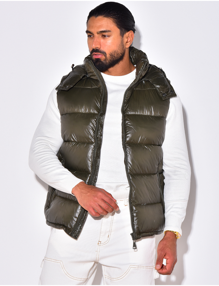 Sleeveless down jacket with hood