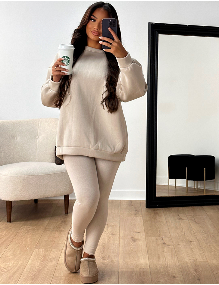 Oversized sweatshirt and leggings set