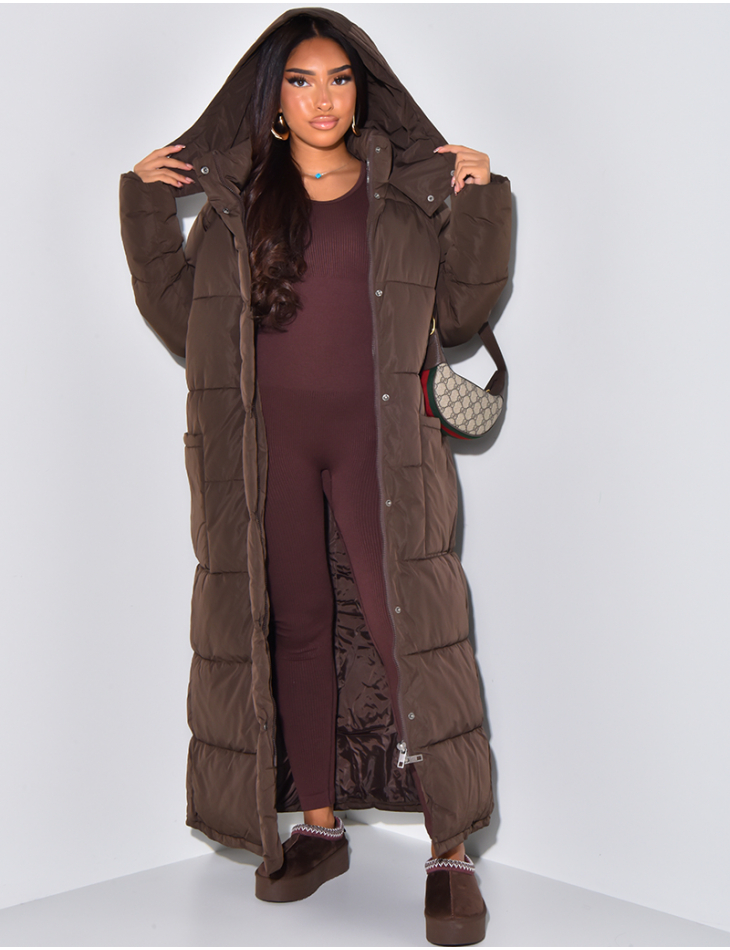 Long quilted hooded down jacket