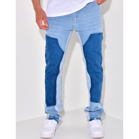 Jeans à empiècements et poches, évasé aux chevilles