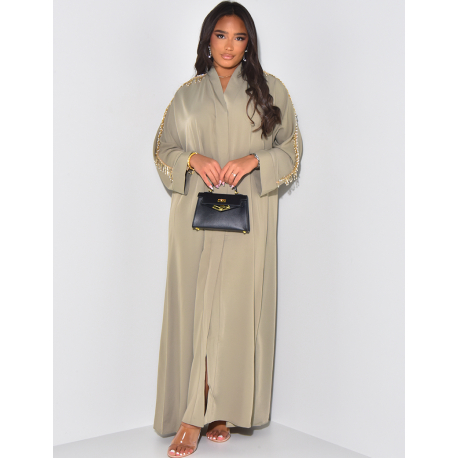 Abaya/ Kimono zum Zuknöpfen mit Perlen an den Ärmeln.