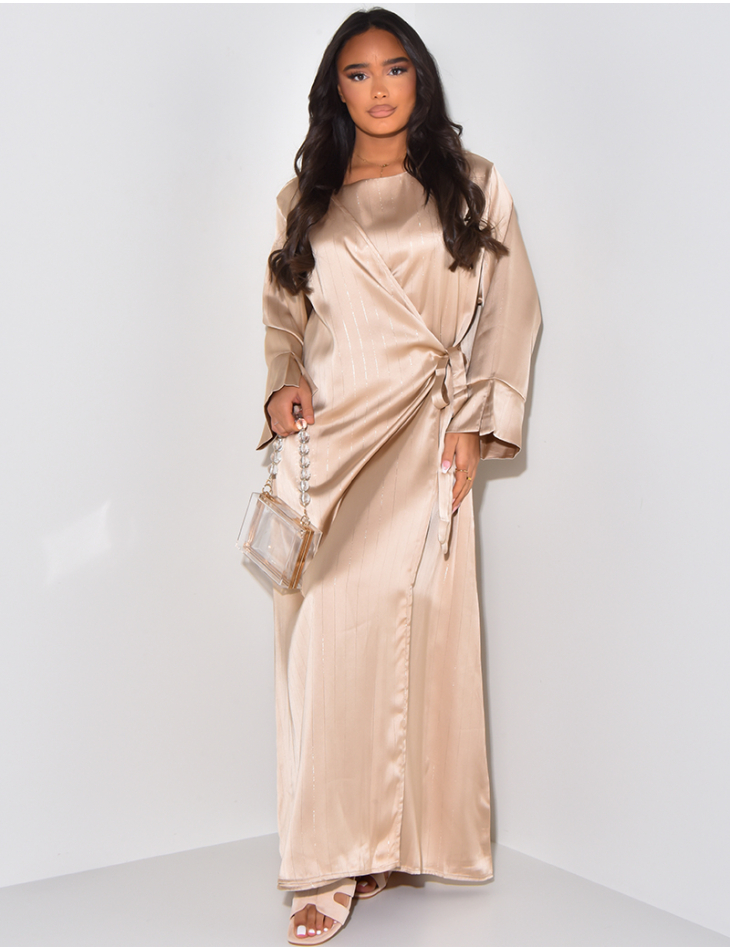 Heart-shaped abaya dress with gold trim