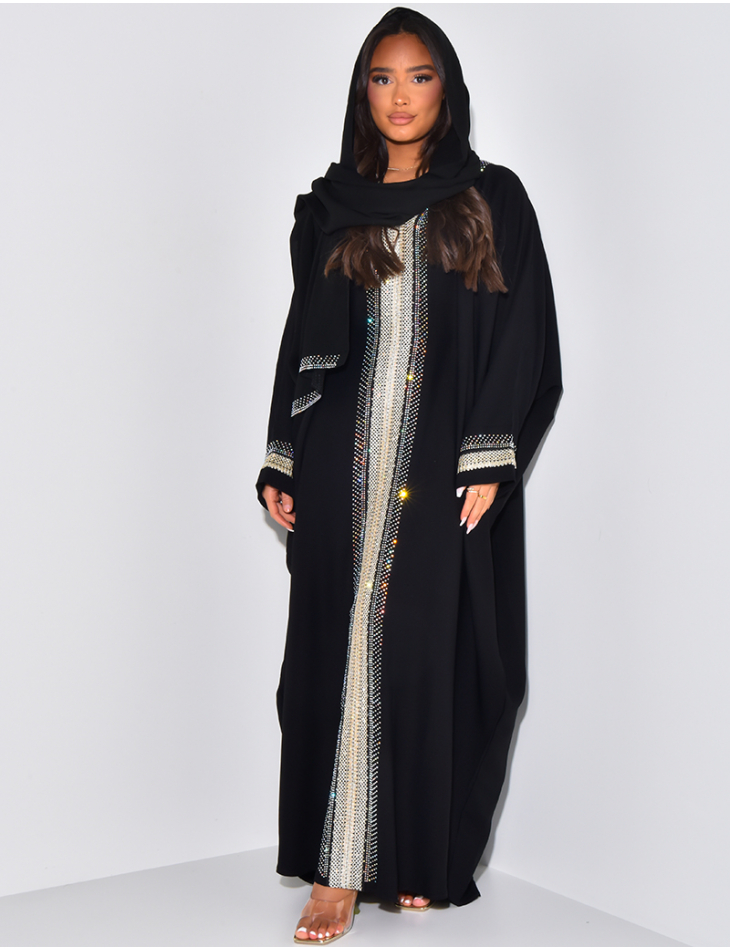 Abaya made in Dubai cintrée à strass & foulard assorti