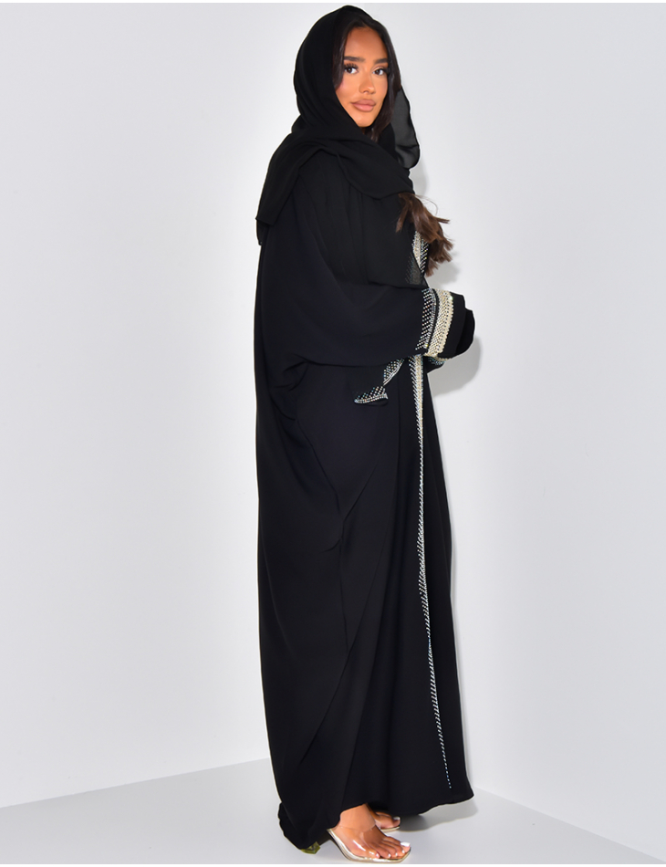 Abaya made in Dubai cintree a strass foulard assorti