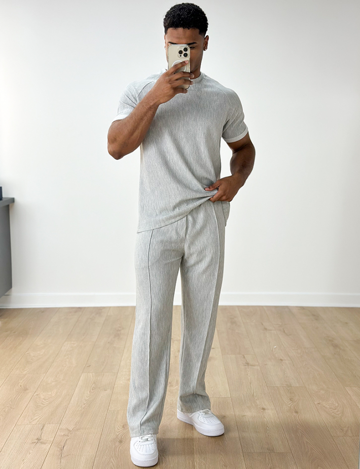 Ensemble t-shirt pantalon