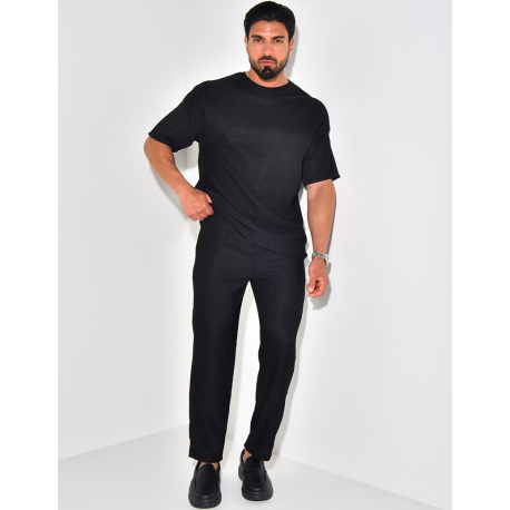 Ensemble pantalon et t-shirt plissé