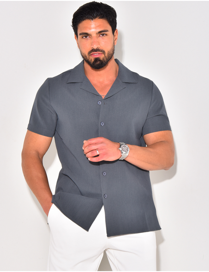 Chemise uni manches courtes