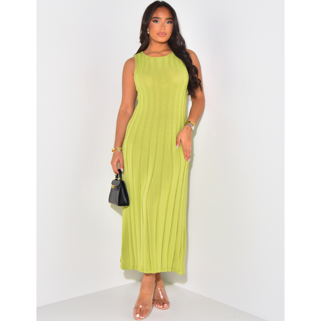 Ribbed flared sleeveless maxi dress