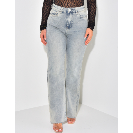 Stretchy straight-leg jeans with vintage wash