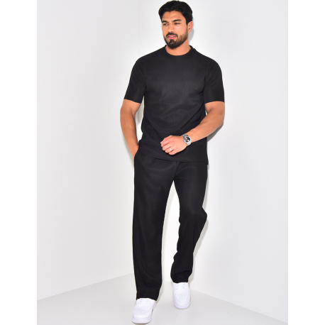 Ensemble pantalon et t-shirt plissé