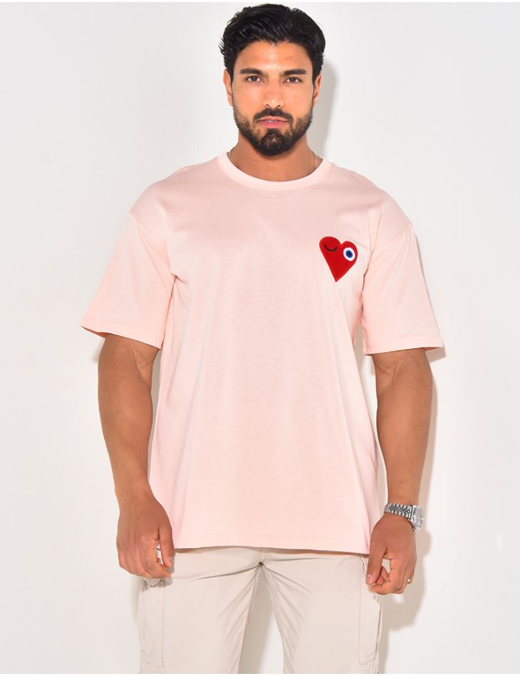 T-shirt coeur brodé