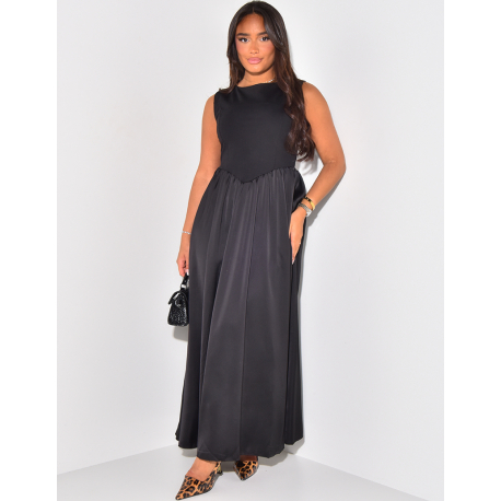 Sleeveless satin flared maxi dress