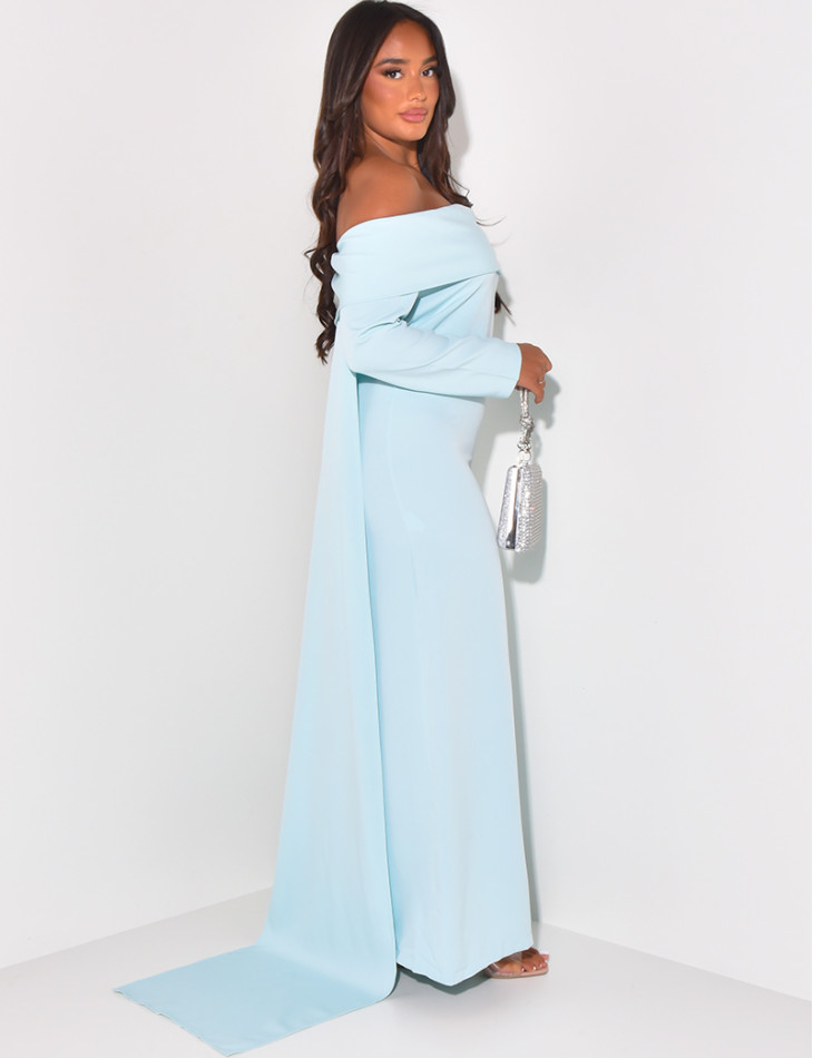 Boat neck long dress with back train