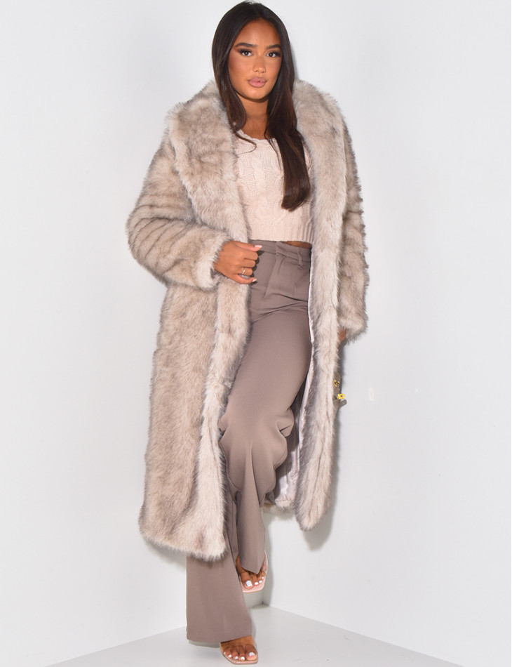 Oversized coat with premium fur