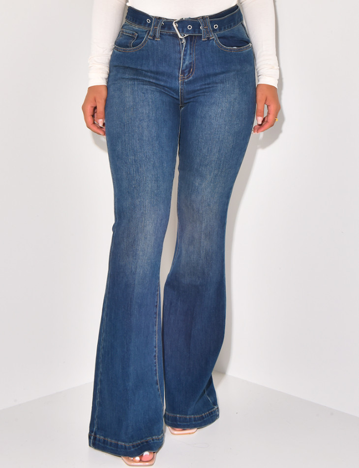 High waist & flare jeans with belt