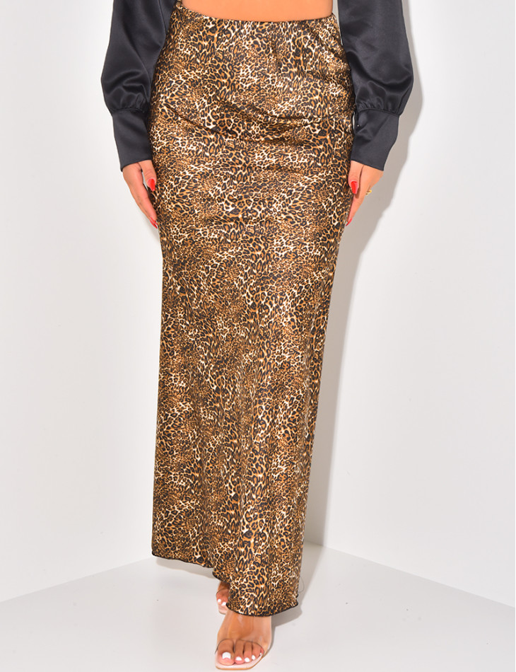 Long satin skirt with leopard print