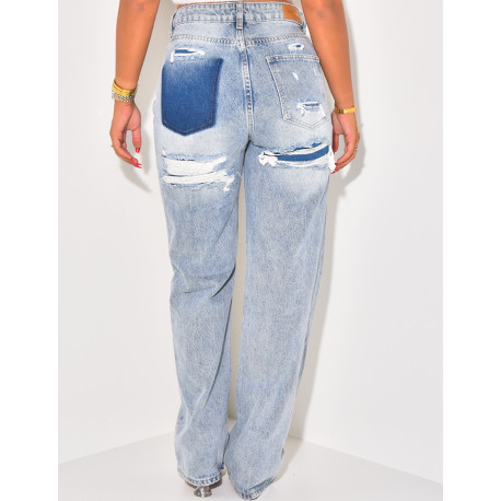 Straight-leg jeans with destroy effect at back