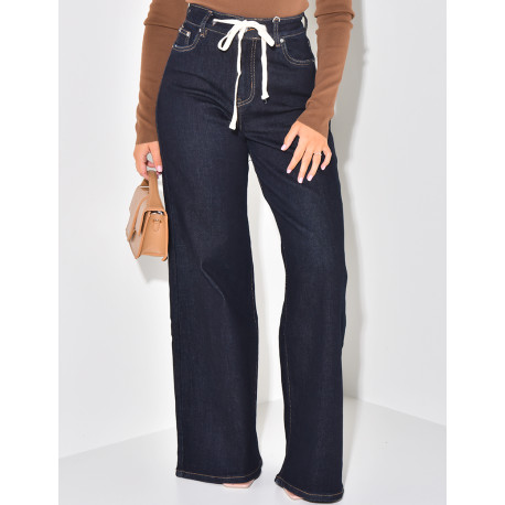 Stretchy high-waisted straight-leg jeans with laces