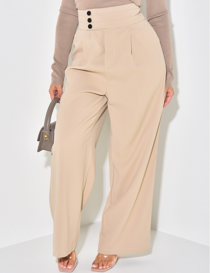 Fluid tailoring trousers with buttons