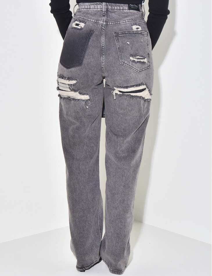 High-waisted stretchy jeans with destroy effect