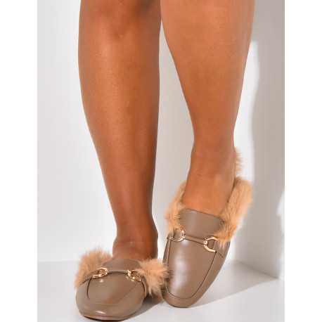 Furry mules with gold jewelry,