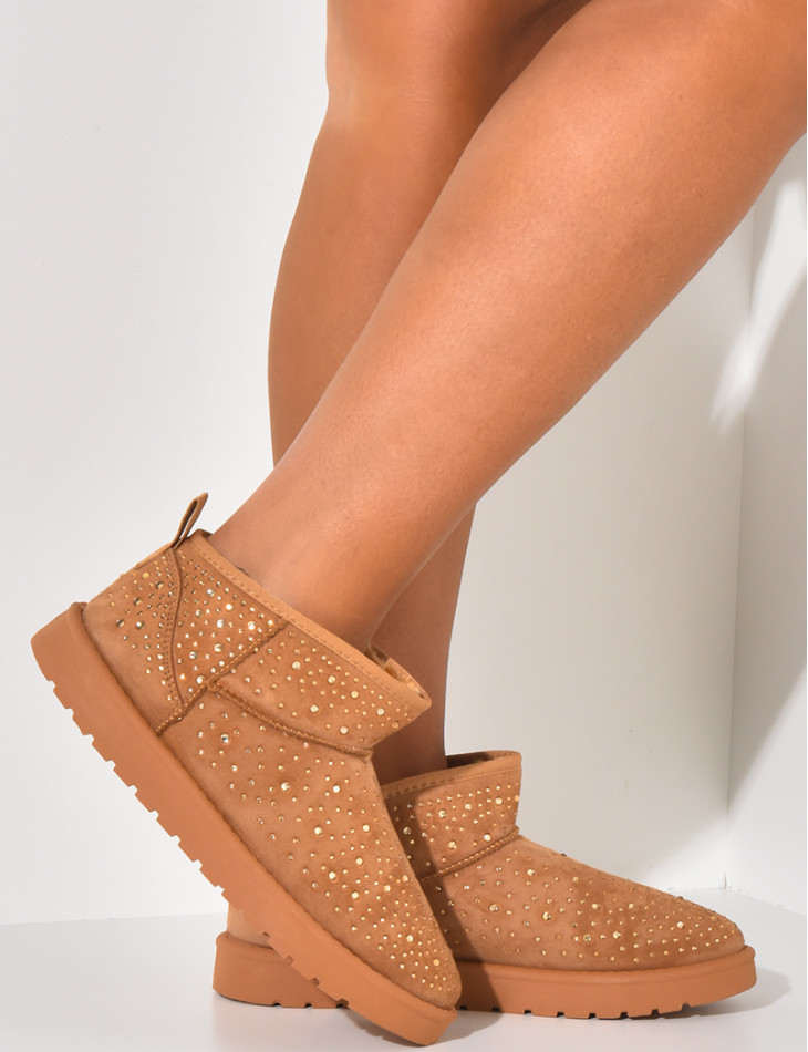 Suede ankle boots lined with rhinestones