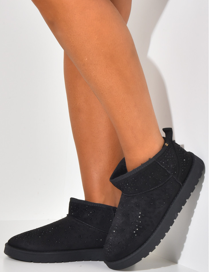 Suede ankle boots lined with rhinestones