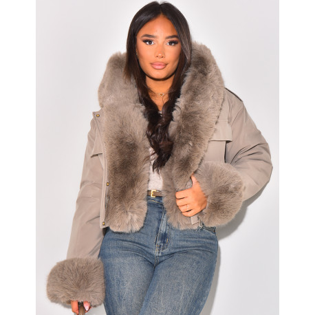 Short down jacket with removable fur