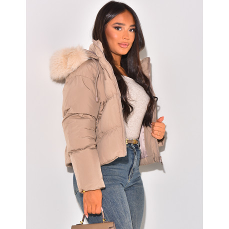 Short down jacket with fur hood