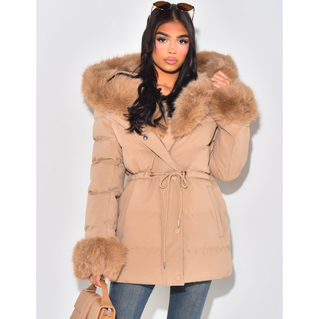 Short down jacket with fur hood