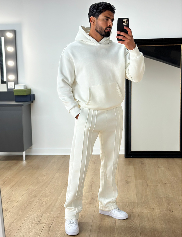 Ensemble jogging et sweat à capuche