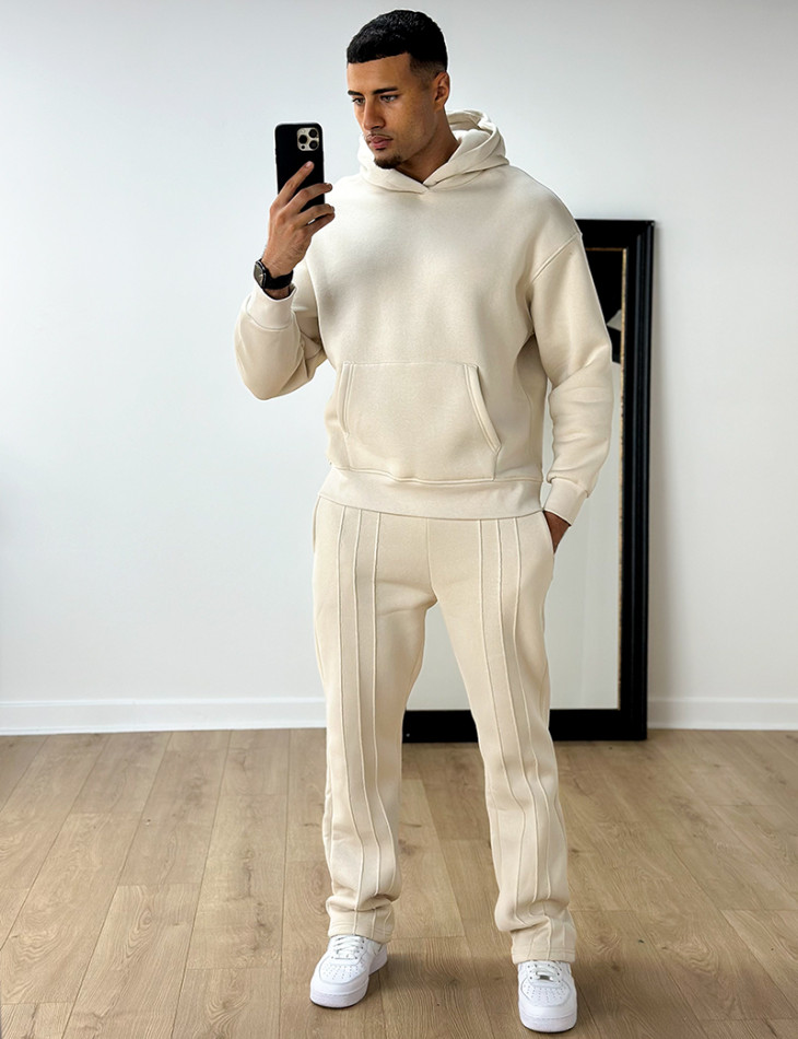 Ensemble jogging et sweat à capuche