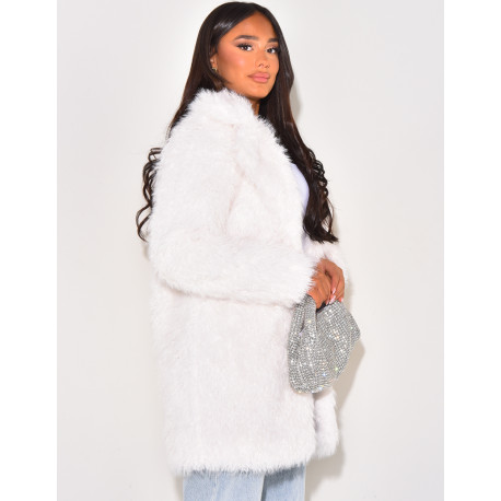 Mid-length coat with fluffy fur