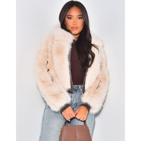 Short jacket in faux fur with leatherette edges