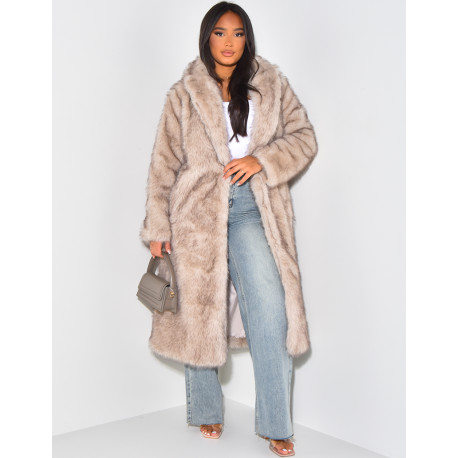 Oversized coat with premium fur