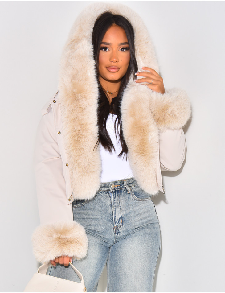 Short down jacket with removable fur