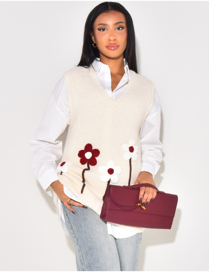 Sleeveless wool jumper with embroidered flowers