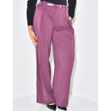 Belted tailored trousers with darts