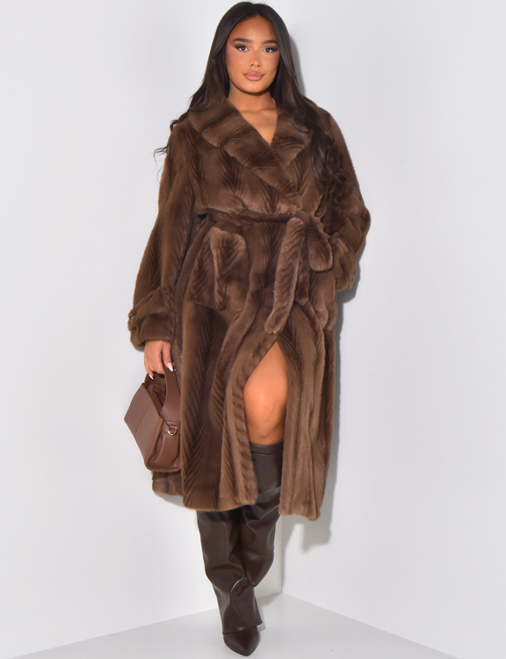 Long coat in premium faux fur