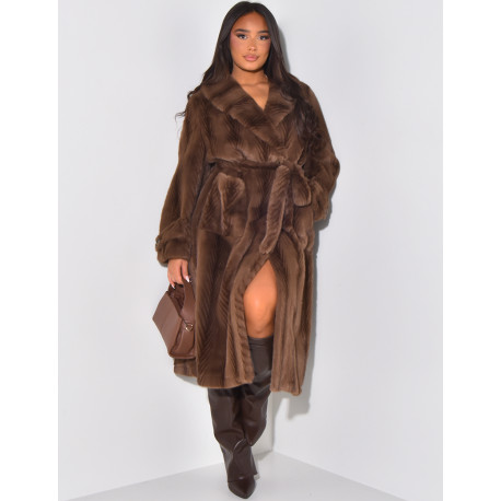 Long coat in premium faux fur