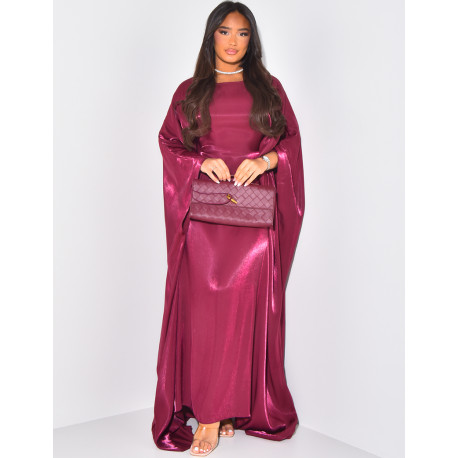 Loose-fitting abaya in iridescent fabric