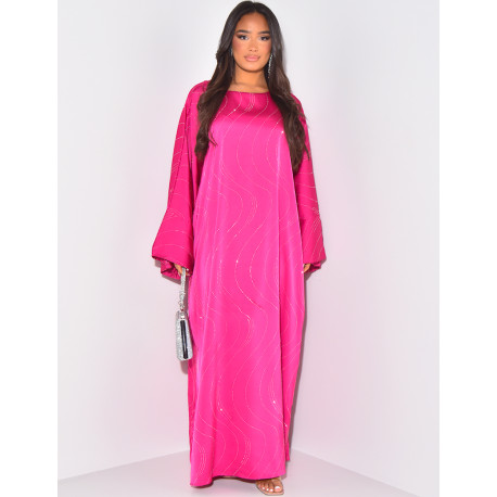 Lockeres Abaya-Kleid aus Satin mit Strasssteinen.