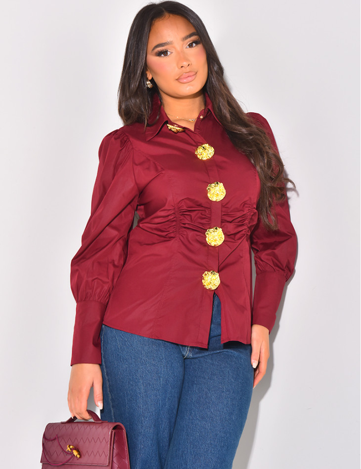 Fitted shirt with gold buttons at waist